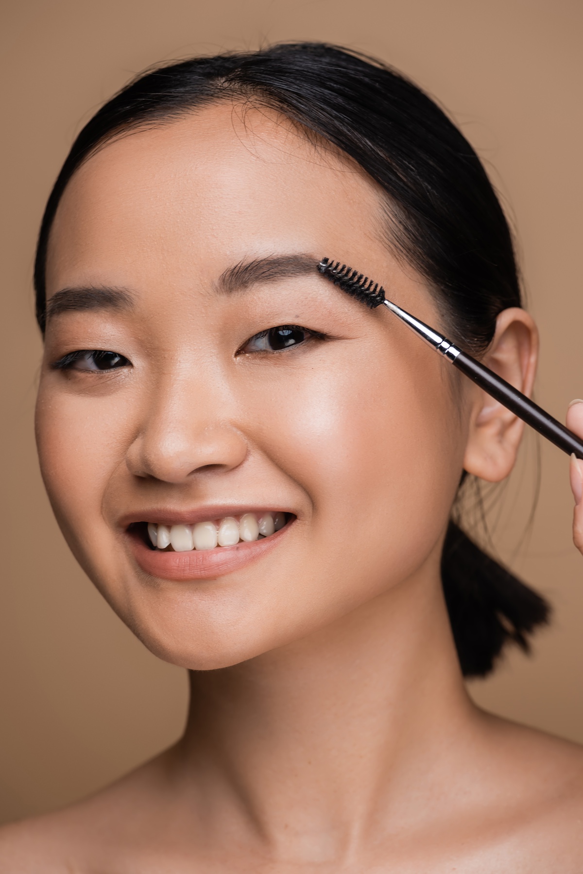 Effortless Brows: The Tint & Lamination Secret